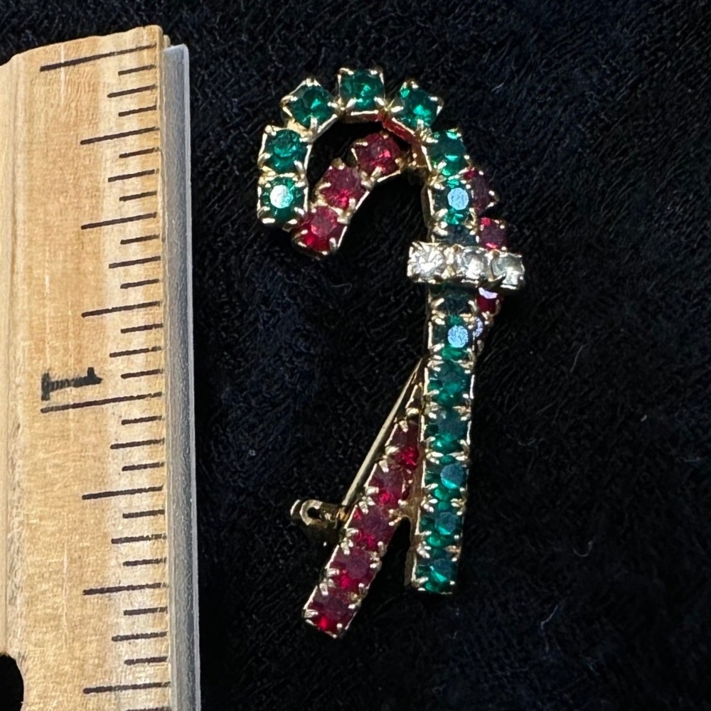 Vintage Rhinestone Candy Cane Brooch Red Green Gold Tone Christmas Holiday - Picture 2 of 5